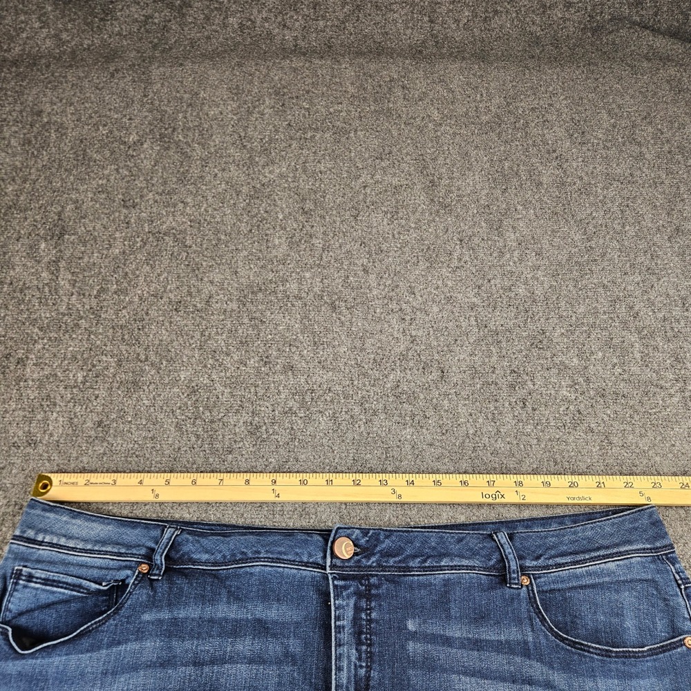 Catherines Est 1946 Denim Blue Cropped Jeans Plus Size 26W Contemporary Capri - Picture 5 of 9